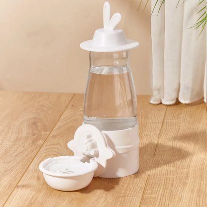 Leakproof Pet Water Dispenser 600ml Anti-Splash Automatic Water Feeder No Spill Hanging Design Drinking Fountain