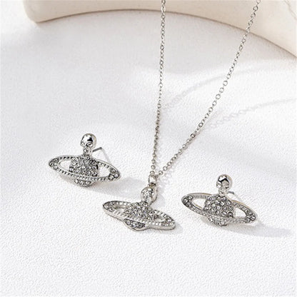 European and American Light Luxury, Niche Design Sense Metal Accessories, Fashionable and Elegant Women's Jewelry Accessories