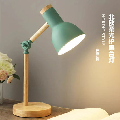 Nordic Decorative Eye Protection Small Table Lamp Modern Simple Cute Exquisite Bedroom Desk Bedside Lamp Girl Macaron Wood Lamp