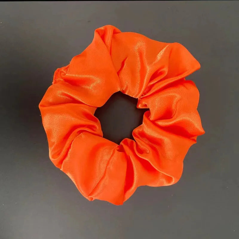 Light Up LED Glasses 5 Colors Heart Shape Glow Glasses Glow in The Dark Party Supplies Neon Party Favors for Kids Adults