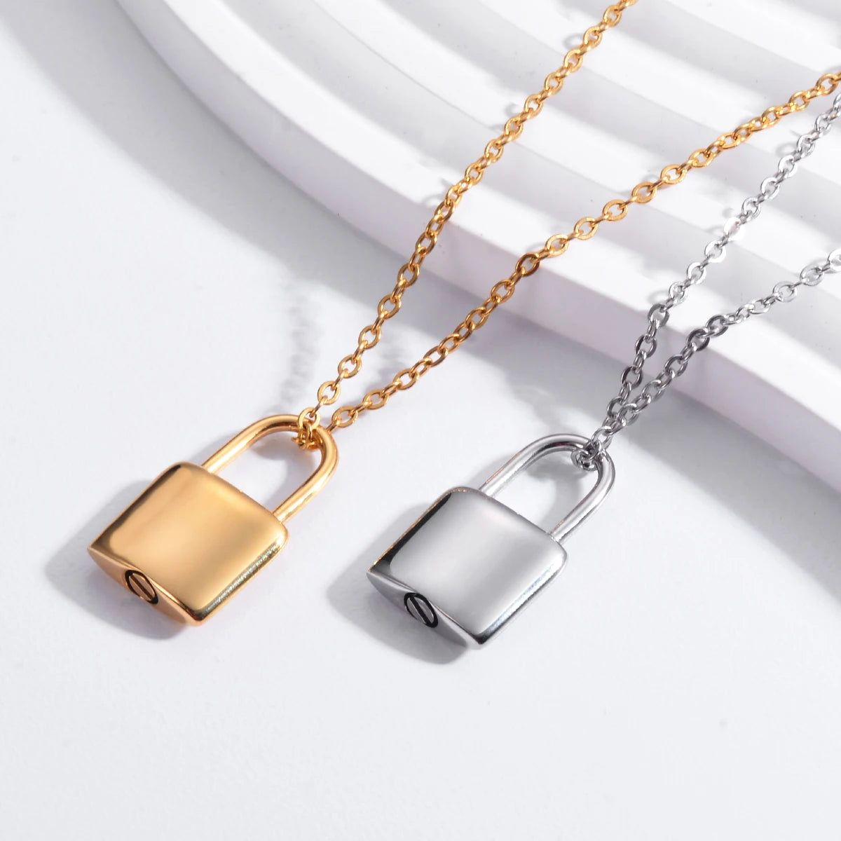New Style Stainless Steel Small Pad Lock Cremation Ashes Urn Necklace Jewelry Keepsake Pendant Lock Memorial Jewelry