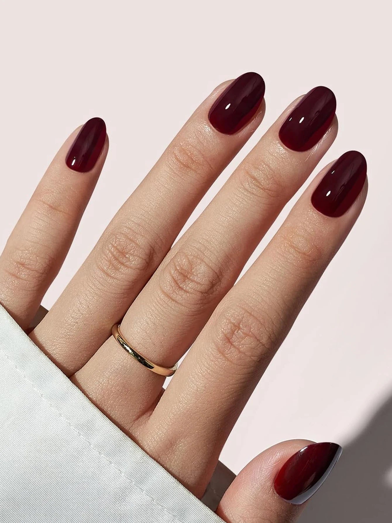 ARTAUG 24PCS Press On Nails Short Almond Wine Red High Saturation Fake Press On Nails  Korean Press On Nails Valentine'S Day