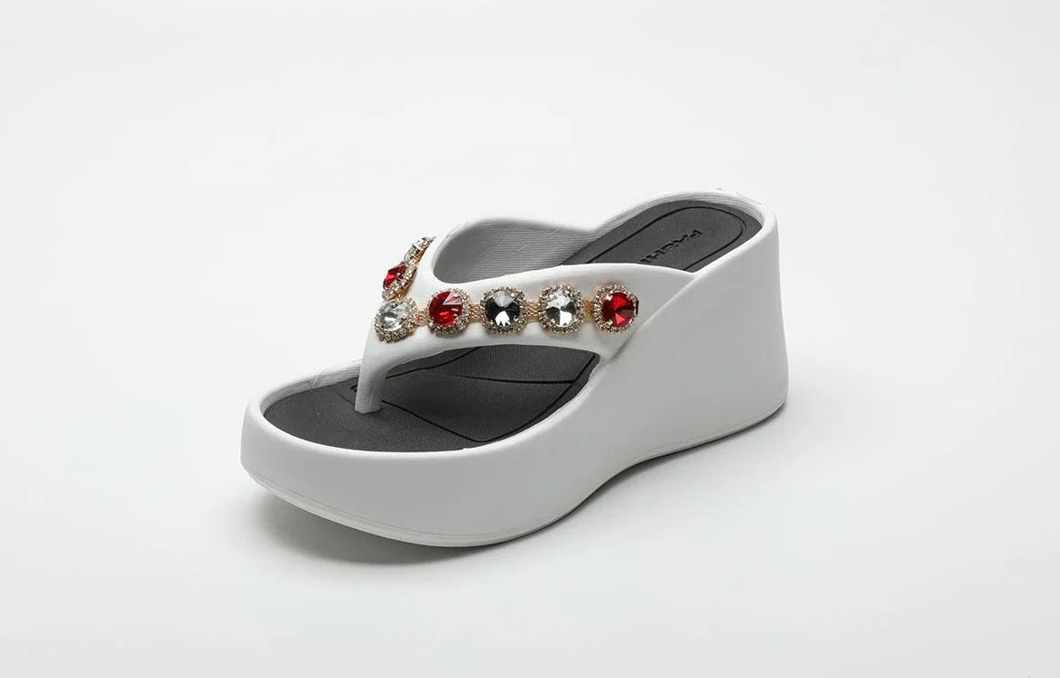 Woman Slippers Flip Flops Slides on Beach Sandals Waterproof Stylish Shoes for Women Top Designs Shoe Clappers Summer Sale