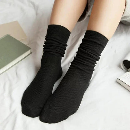 Women's Socks for Woman Winter Autumn Middle Tube Kawaii Cotton Black Red Khaki Feminino Girls Cute Stockings FDT112