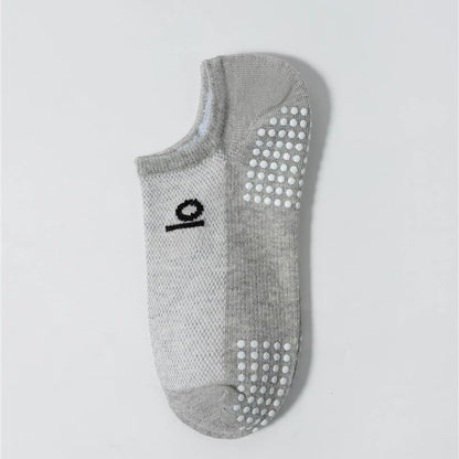 Sports Anti Slip Boat Socks for Women Comfortable and Breathable Cotton Socks Pilates Fitness Indoor Yoga Training Socks