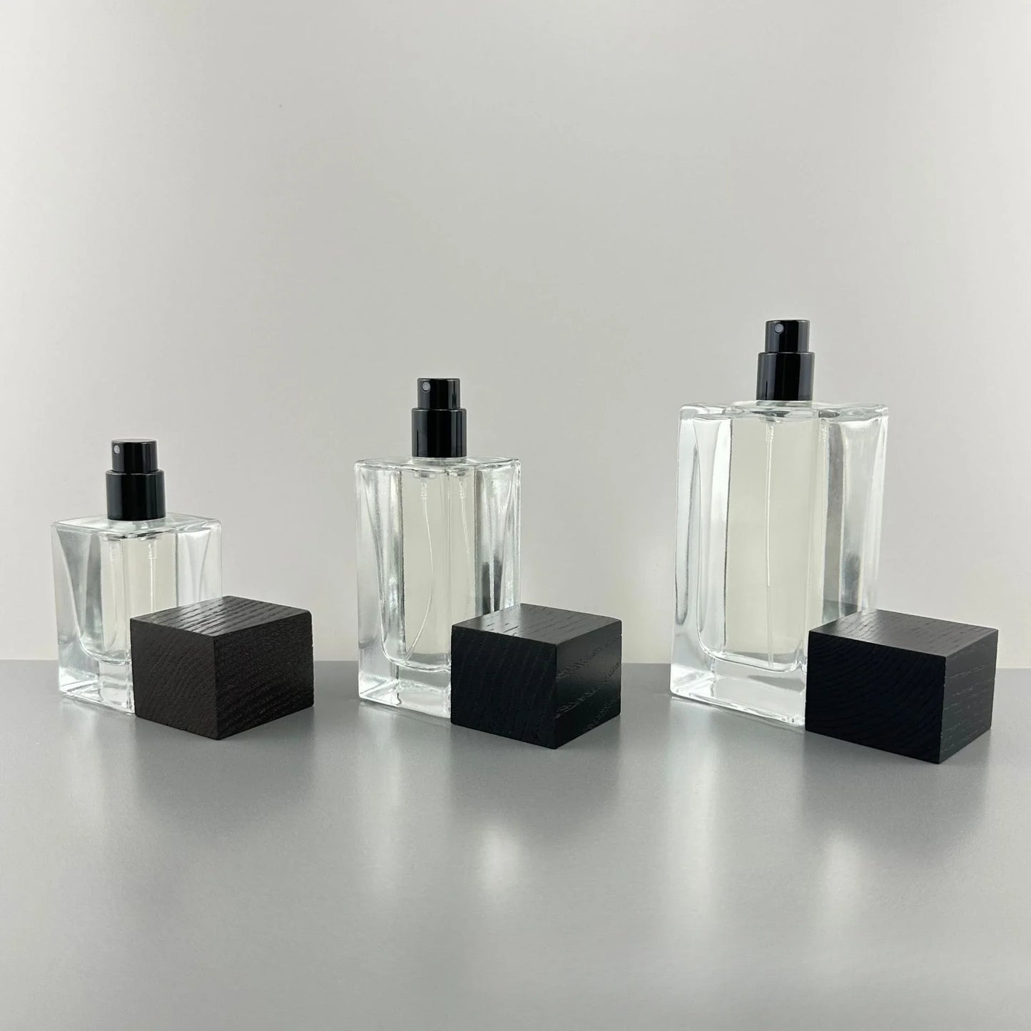 Perfume Container Bottle Cosmetics Bottled Crystal White Glass Bottles and Finely Sprayed in Bottles Perfumes