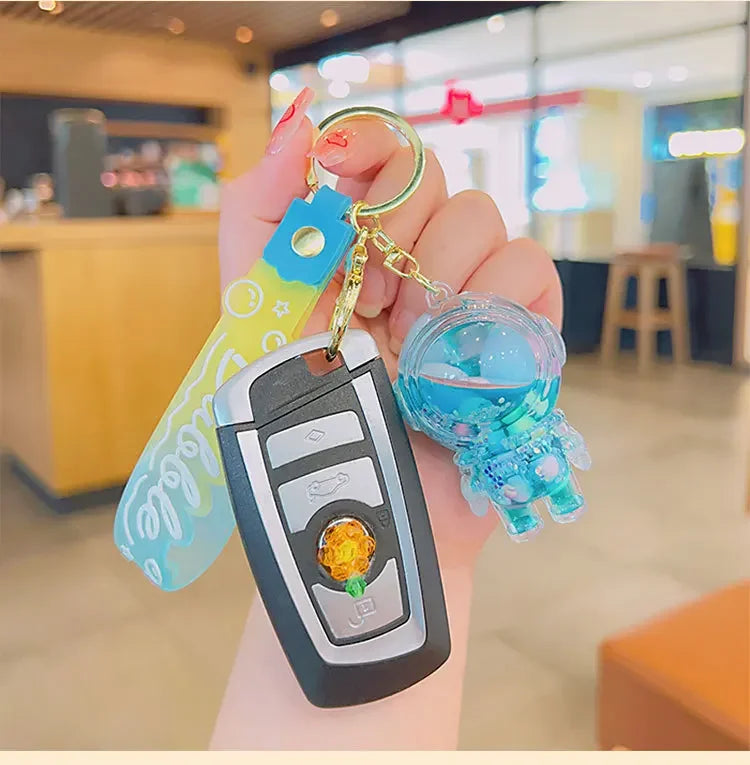 Cute Astronaut Keychain Space Capsule Lava Lamp Oil Filling Bear Key Chain Gift Pendant for Couples Bag Charm Accessories