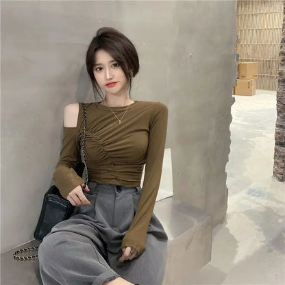 Women's T Shirts Off Shoulder Tees Sexy Plain Slim Black 2024 Tshirts 2000s Trend Female Tops Cool Wholesale Clothes Alt New In