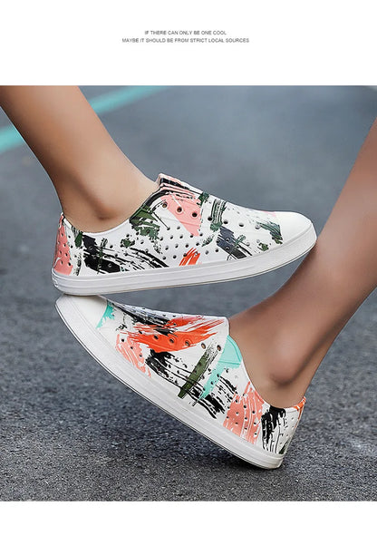 Child Sandal Women Garden Sandals Kid Boy Girl Garden Cave Shoe Graffiti Diy  Casual Outdoor EVA Beach Summer Sandal Holey Shoes