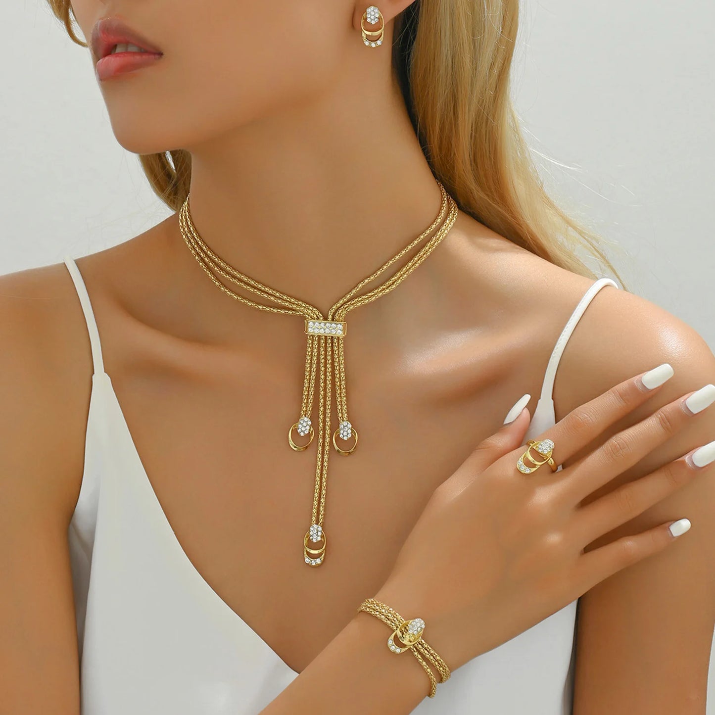 2025 Fashion Jewelry Set Luxury Alloy Long Tassel Necklace Bracelet Earrings Rings Elegant Women Banquet Wedding Accessories