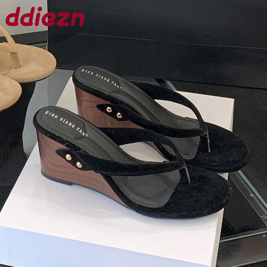 Female Flip flops Footwear Ladies Wedges Slippers Shoes New In 2025 Fashion Round Toe Women Heeled Sandals Slippers Shoes