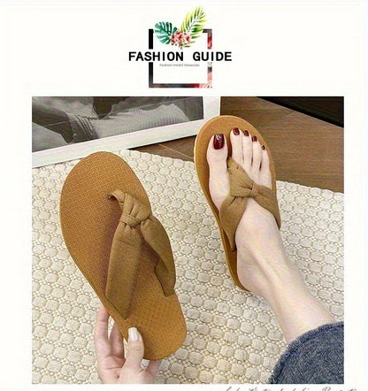 2025 new women's flip-flops, summer fashion, versatile, flip-flops, anti-slip flat beach slippers for women