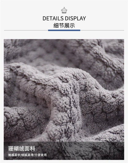 Bathing towel can be worn by women and can be wrapped around household items. Men are more than 100% cotton, absorbent and quick