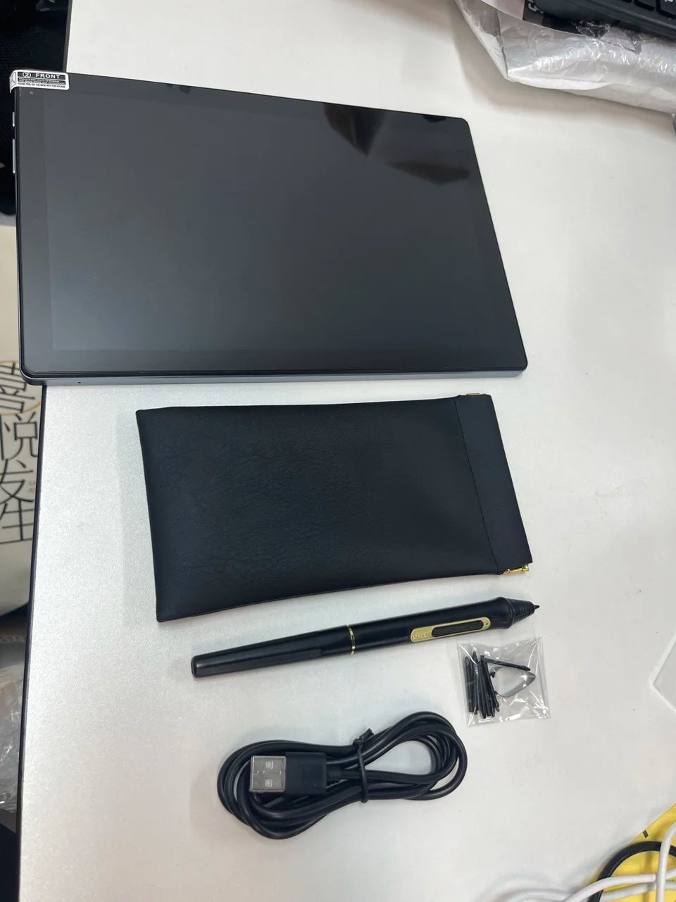 BOSTO BT-101A Portable Graphics Drawing Tablet 10.1 Inch IPS Screen Display with Finger Touch Anti-glare 16384 Pressure Level