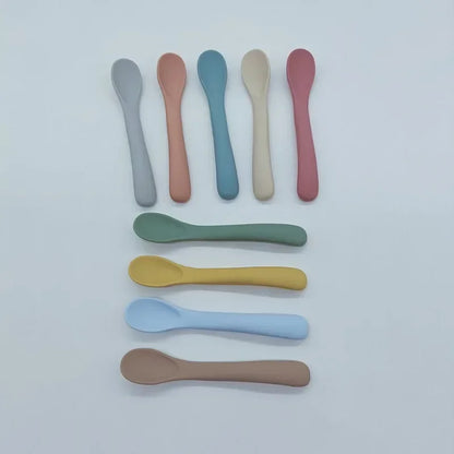 Silicone Baby Learn To Eat Spoon Small Curved Spoon Soft Rubber Feeding Silicone Cutlery Baby Training Spoon