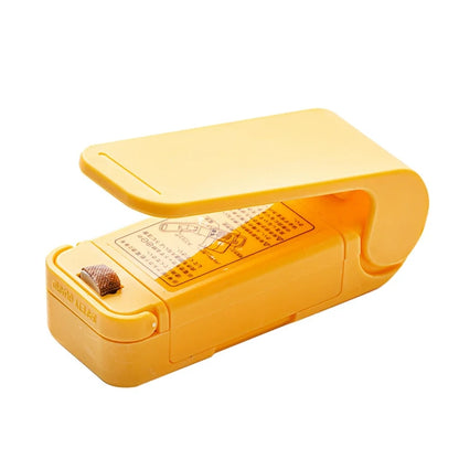 Mini Snack Sealer Small Household Bag Sealer Portable Hand Pressure Heat Sealer Plastic Bag Sealer