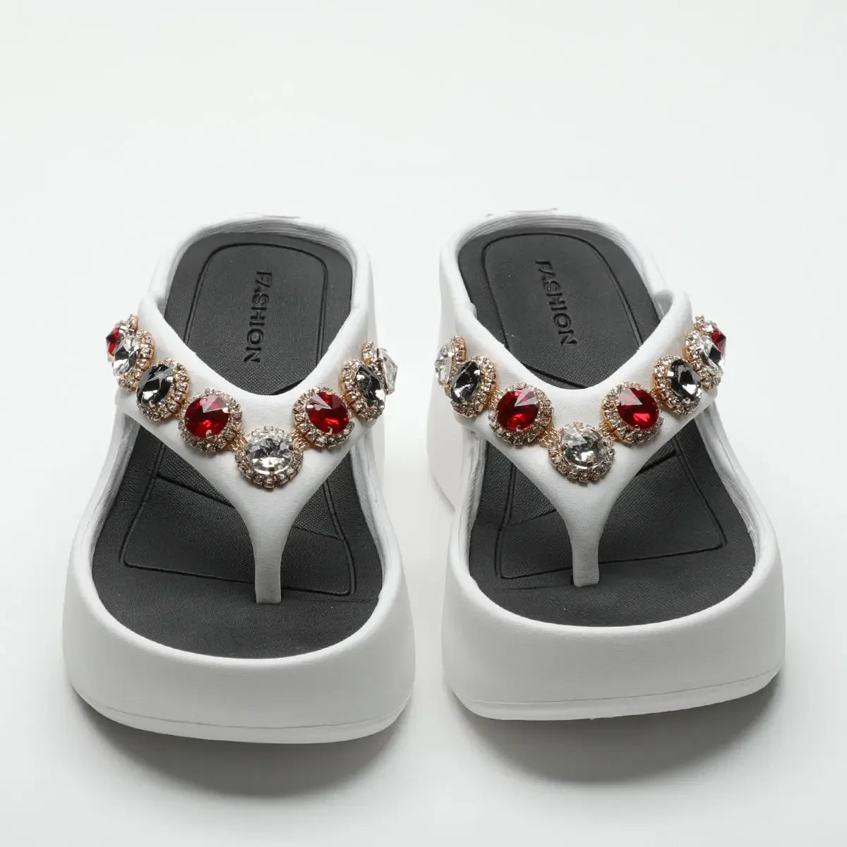 Woman Slippers Flip Flops Slides on Beach Sandals Waterproof Stylish Shoes for Women Top Designs Shoe Clappers Summer Sale