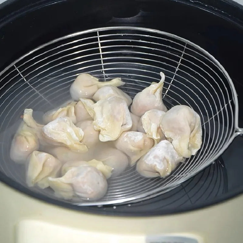 1PC Stainless Steel Strainer Ladle Skimmer Oval Fine Mesh Oil Pot Strainers Home Kitchen Tools Strainer Oil Skim Grease Foam