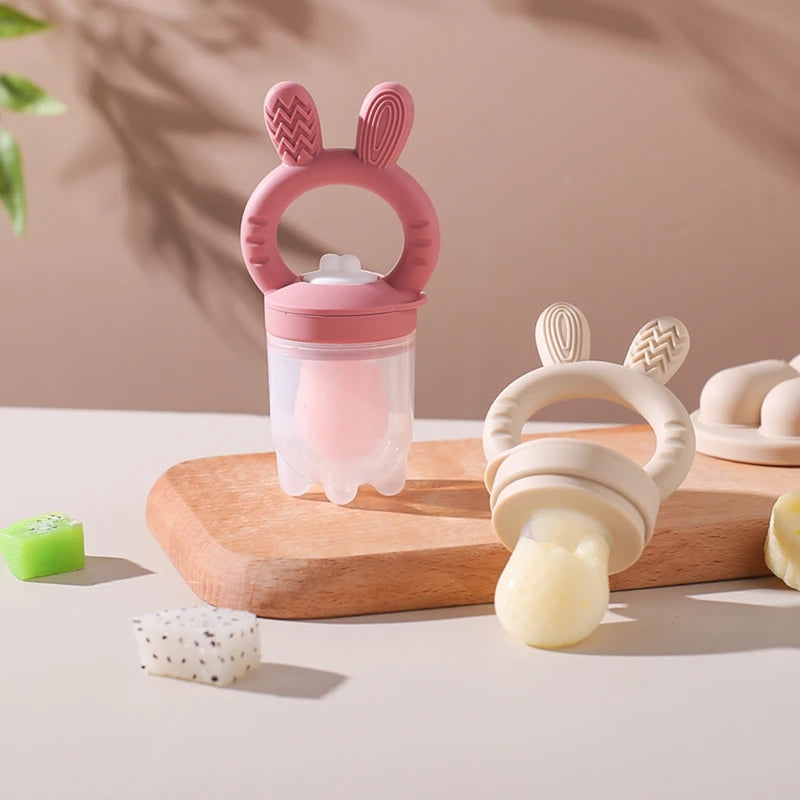 Bunny Animal Design Fruit Feeder Set Breast Milk Freezer Tray Food Soup Silicone Freezer Tray BPA Free Silicone Popsicle Mold