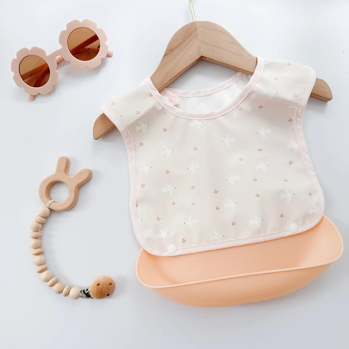 Children's Silicone Bib Baby Feeding Bibs for Newborn PU Soft removable Saliva Towel Waterproof  Dirt Proof Babies Accessories