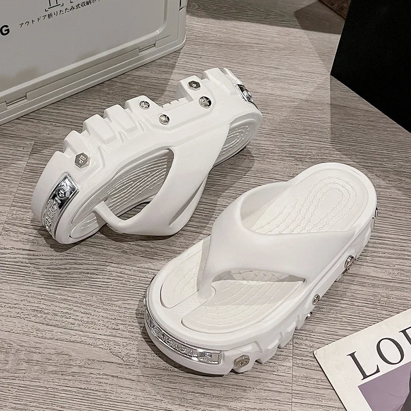 Woman flip flops Punk Design Shoes 2025 trend Casual Platform Sandals non-slip Outdoor slippers Unique features Flat Slides