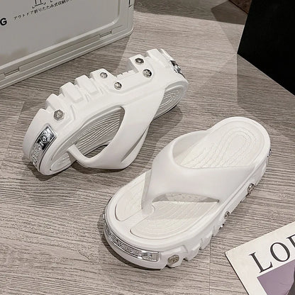 Woman flip flops Punk Design Shoes 2025 trend Casual Platform Sandals non-slip Outdoor slippers Unique features Flat Slides