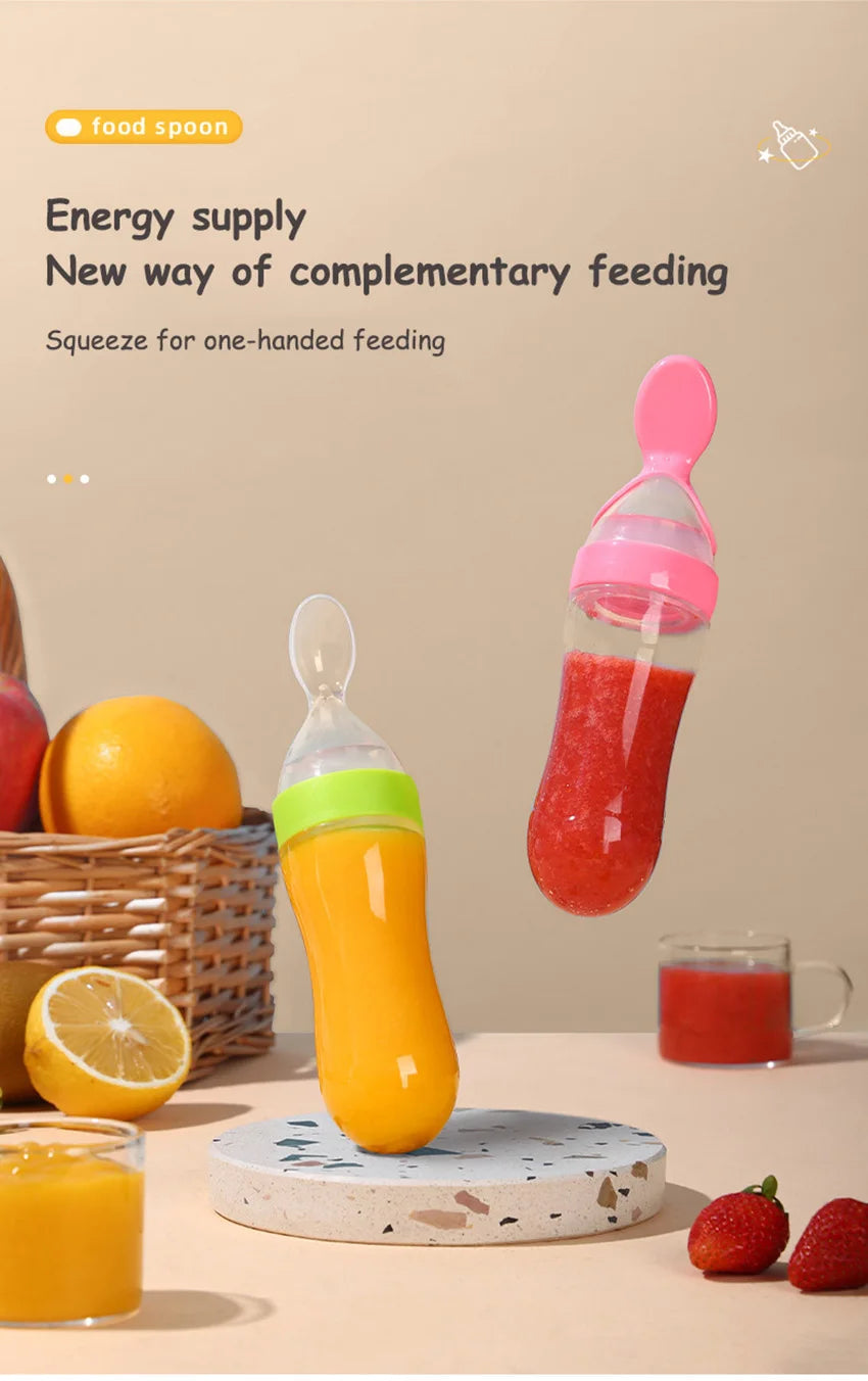 Infant Baby Squeezing Feeding Spoon Baby Silicone Baby Feeding Vegetable Fruit Bottle Baby Dish Scale spoon & hand towel set