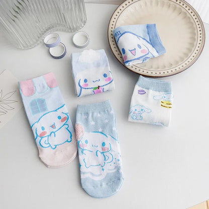 Sanrio's Innovative and Cute Women's Cartoon Short Socks Are High-Quality Comfortable Soft and Breathable Gift Socks