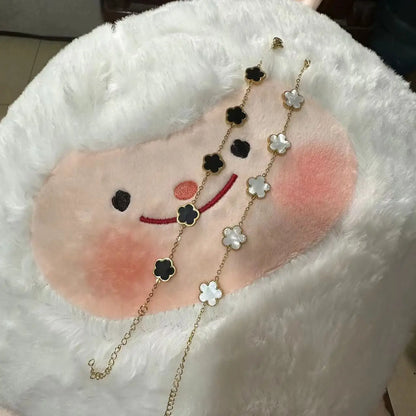 Silver Color New Design Plant Five Leaf Flower Bracelet Single sided Plum Blossom Stainless Steel Jewelry Women's Clover