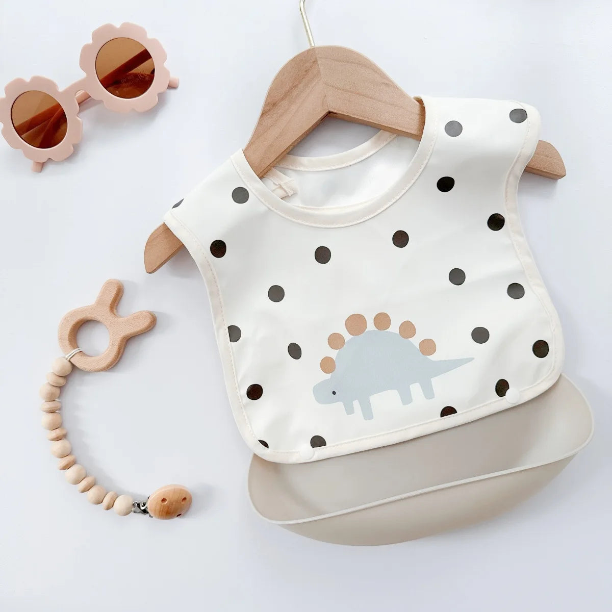 Children's Silicone Bib Baby Feeding Bibs for Newborn PU Soft removable Saliva Towel Waterproof  Dirt Proof Babies Accessories