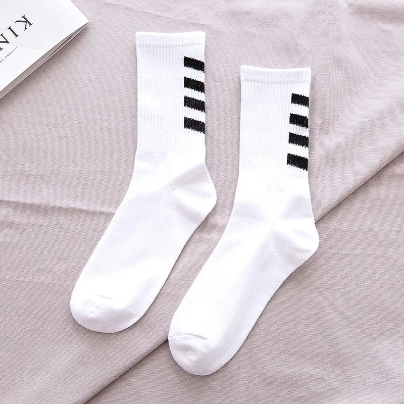 2pairs new fashion sports black striped men's socks sports high tube socks stockings men's casual style running short socks