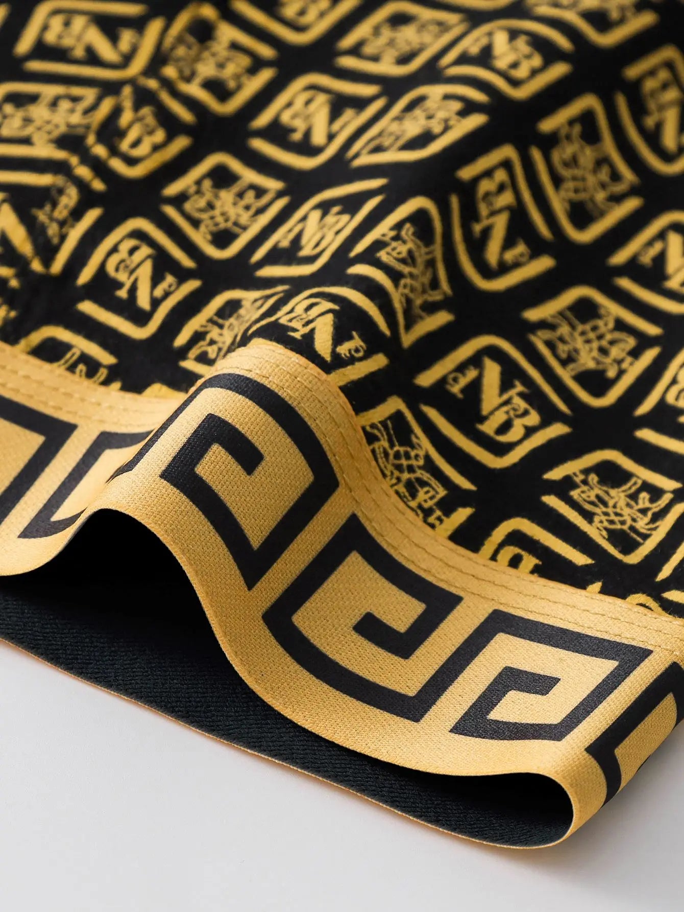 10Pcs Men's Underwear Soft Breathable Comfortable Men's Pants Athleisure Domineering Fashionable Trendy Men's Boxers Briefs