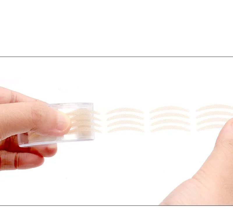 600Pcs Eyelid Tape Sticker Invisible Natural Self-adhesive Double Fold Eyelid Lace Paste Self Adhesive Clear Beige Makeup Tool