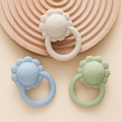 Baby Toys Silicone Teether Food Grade Rattle Toys Baby 0-12 Months Sensory Toys Silicone Lion Hand Bell Silicone Teething Rattle