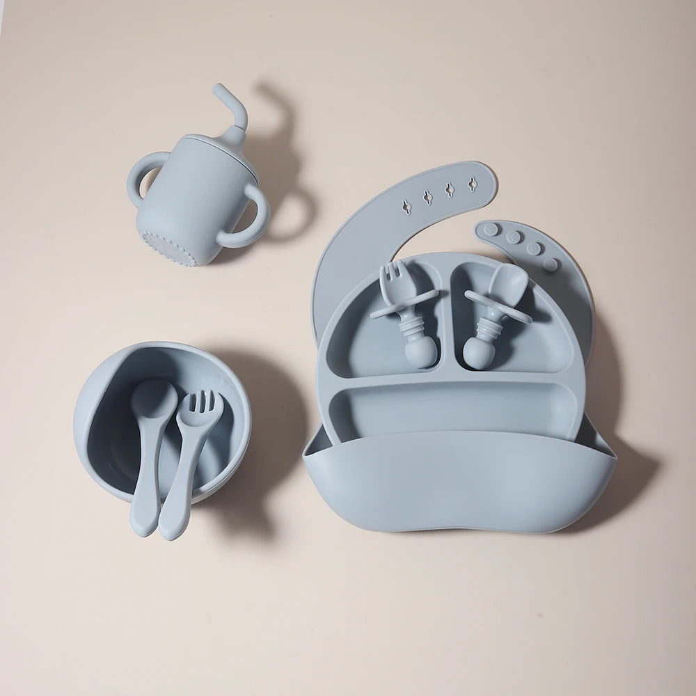 5pcs silicone baby feeding set BPA Free Sucker Bowl Dinning Dishes Plate Straw Cup Spoon Forks baby gift set