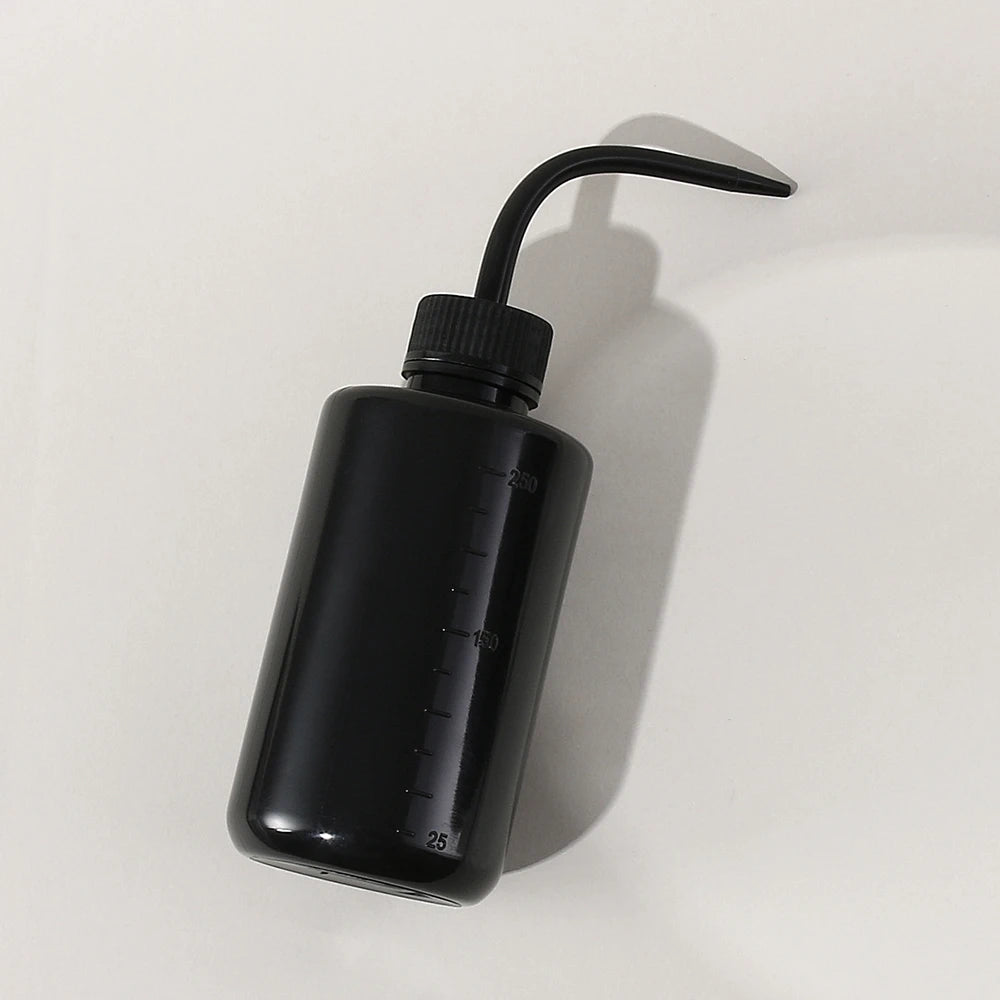 250ml Bulk Squeeze Water Squirt Bottles for Liquids with Narrow Mouth & Scale for Rinse Bottle Watering Tools, Plant Irrigation