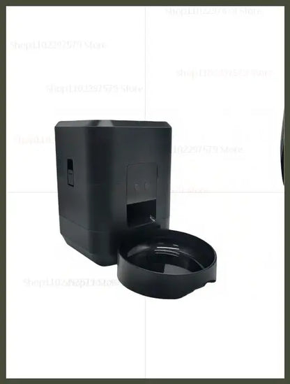 Smart Pet Feeder 2L Automatic Wifi Enabled Dry Food Dispenser for Cat Dog Home Use App Control Pet Supplies Auto Feeding System.