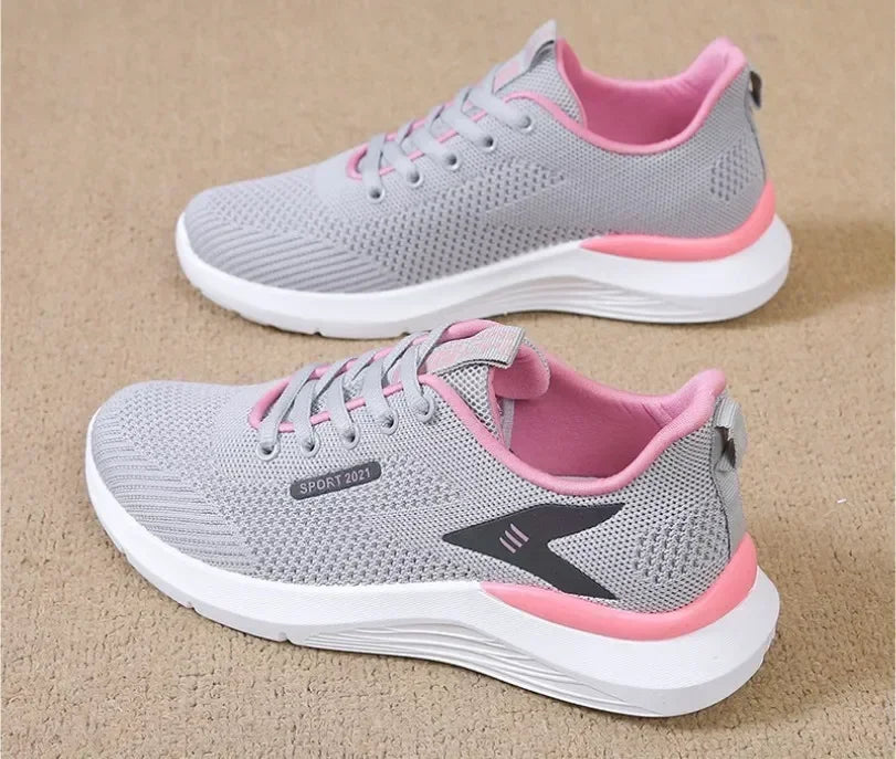 Women's Sneakers 2025 New Spring and Summer Fashion Versatile Soft Sole Lightweight Casual Running Shoes for Children