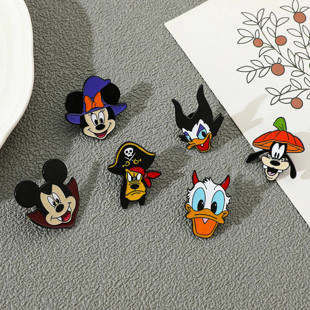 6 Pcs Cartoon cartoon character Mickey Brooch Halloween Mickey Mouse Donald Duck Metal badge Alloy drip pin accessories