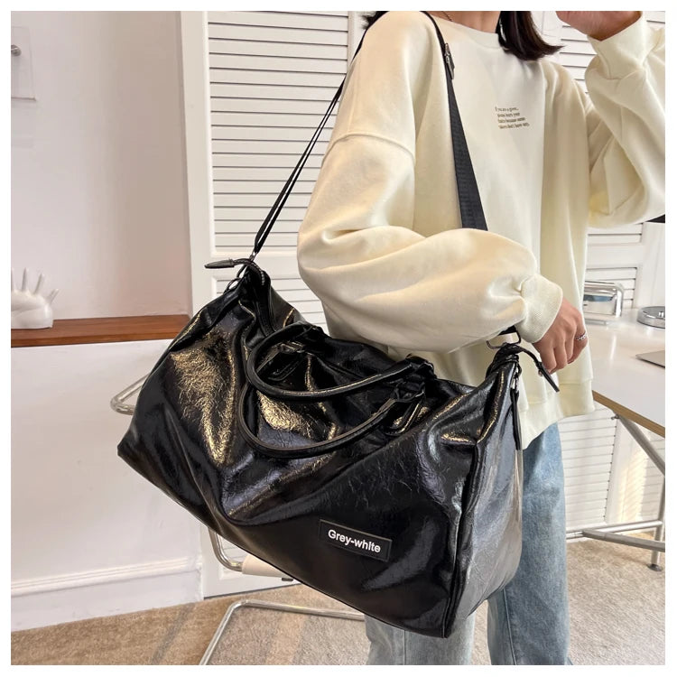 Travel Bags Fashion Men Large Capacity Organizer Handbags Women Fashion Handbag Luggage Leisure Backpack The Tote Bag Customized