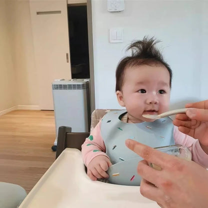Baby Silicone Bib Super Soft Baby Bib Diet Artifact Complementary Food Thin Children Waterproof Clothing Danish Rice Bag