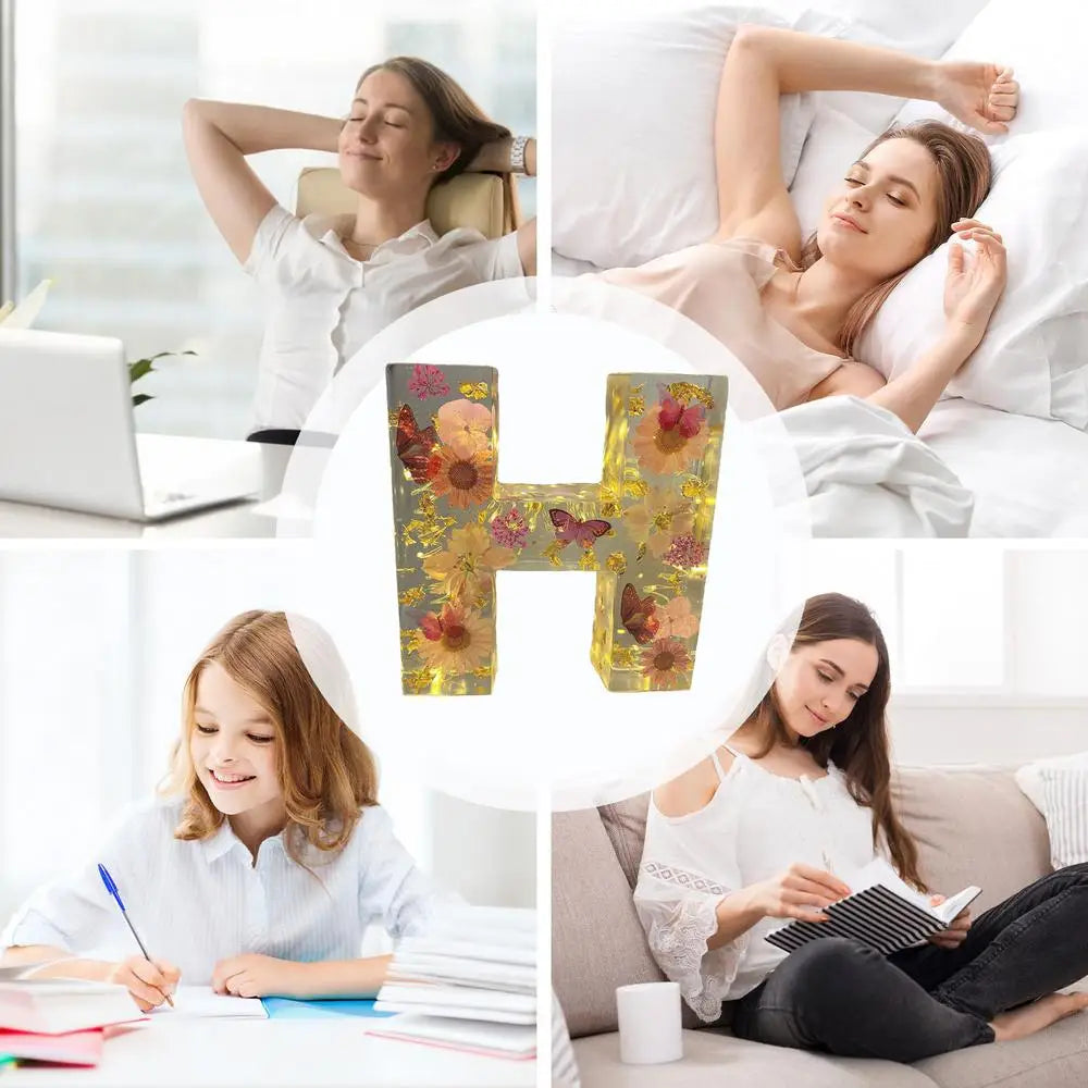 Floral 26 Letters Night Lights Decorative Resin Lamp with Initial Letter & Dry Flower Creative Table Light Night Lamp Glowing