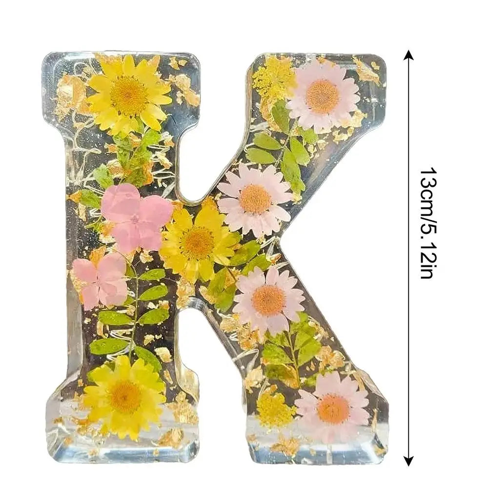 Floral 26 Letters Night Lights Decorative Resin Lamp with Initial Letter & Dry Flower Creative Table Light Night Lamp Glowing