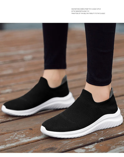 2023 New Comfortable High shoes man and womens classic sneakers Durable White Flat Canvas Shoes size 35-44