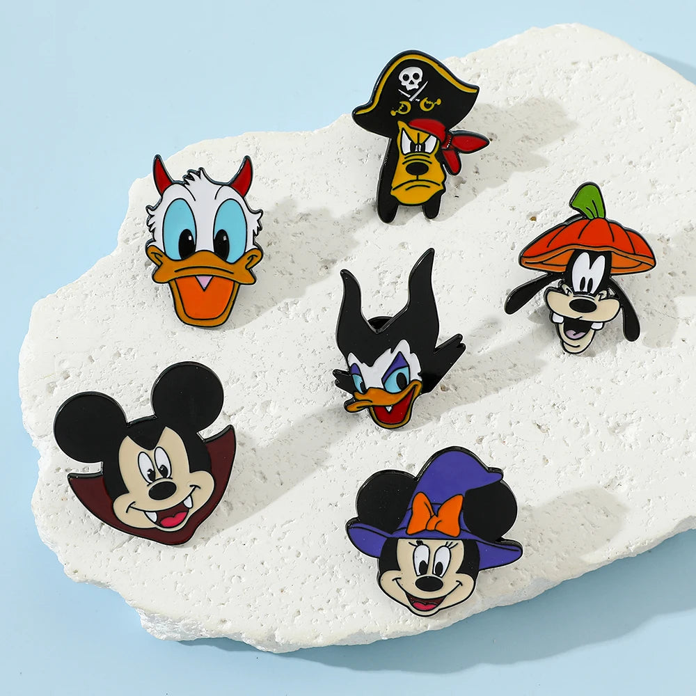 6 Pcs Cartoon cartoon character Mickey Brooch Halloween Mickey Mouse Donald Duck Metal badge Alloy drip pin accessories