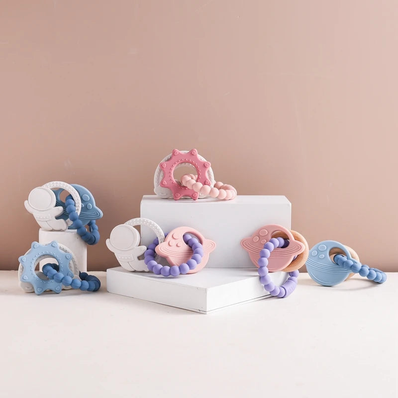 Silicone Teethers For Baby Thing Newborn Chews Food Grade Teethers Training Bed Toy Baby Cartoon Space Feeding Infant Rattle Toy