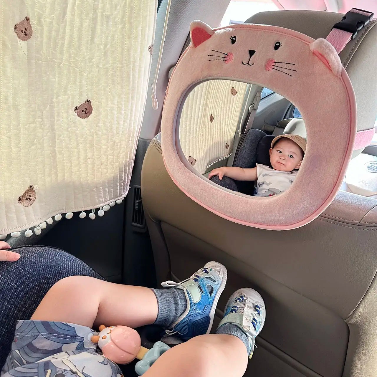 2025 Korean children's rearview mirror, car baby safety seat observation mirror, baby cartoon acrylic car mounted reflector