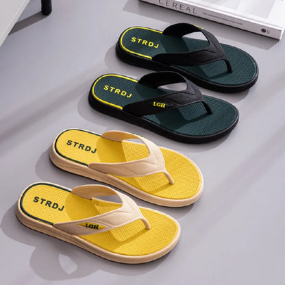 Men's Summer Flip-flops with Anti-odor and Anti-slip Features As Well As Fashionable Super Soft-soled and Trendybeach Flip-flops