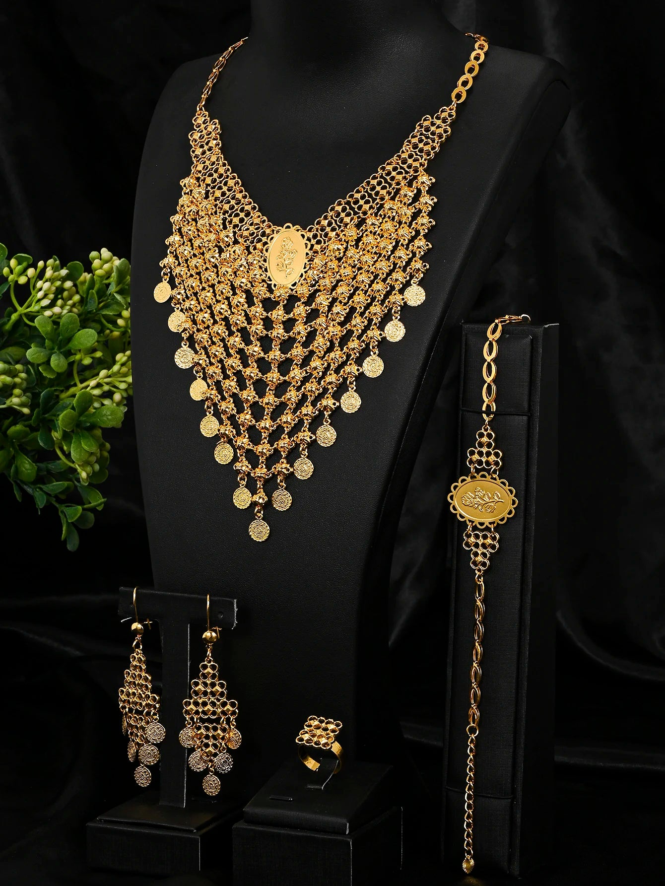 African Fashion Jewelry Set Big Necklace Bracelet Earrings for Women Ring Dubai Bridal Wedding Accessories