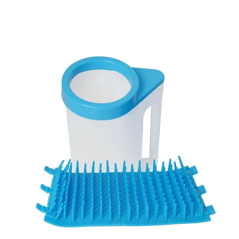 Dog Paw Cleaner All-round Cleaning Dog Paw Washer 8.8×6.3 Inch Muddy Paw Cleaner with Coral Plush Towels Easy to Use Pet Paw